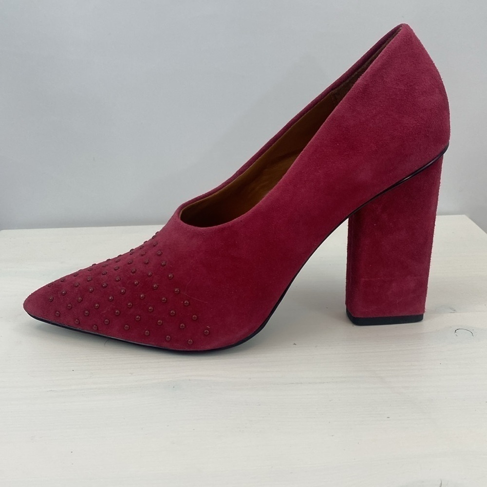 NWOT Halston Raspberry Suede Laurel Heels with Pointed Toe - Picture 4 of 11
